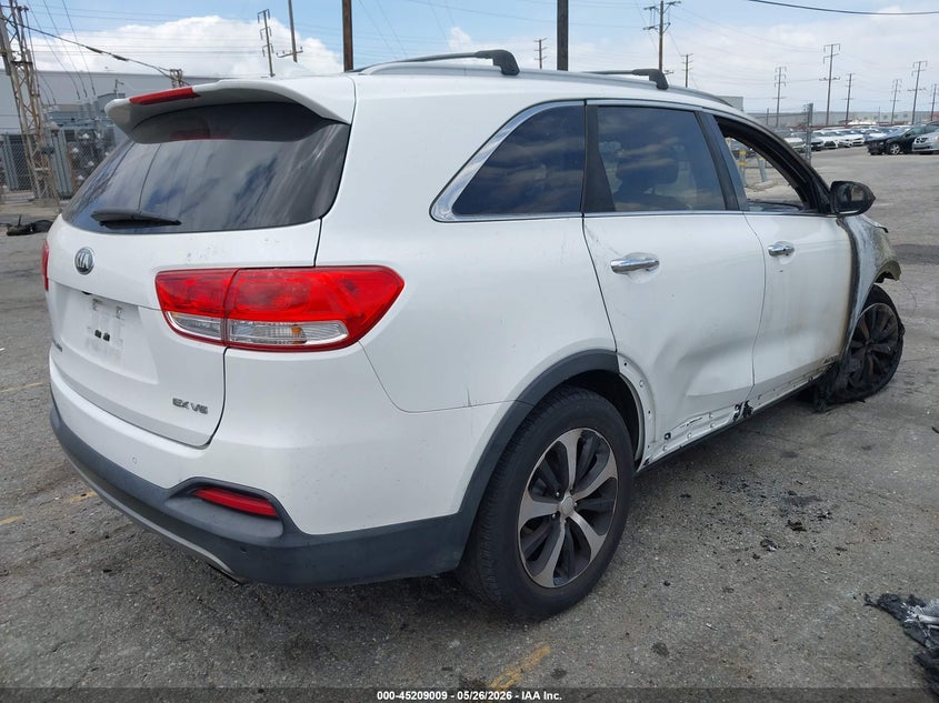 2018 Kia Sorento VIN 5XYPHDA50JG417588 IAAI salvage auction — ENGINE BURN, Non-Repairable (California), sold $125 on 2026-07-28 (photo 4)