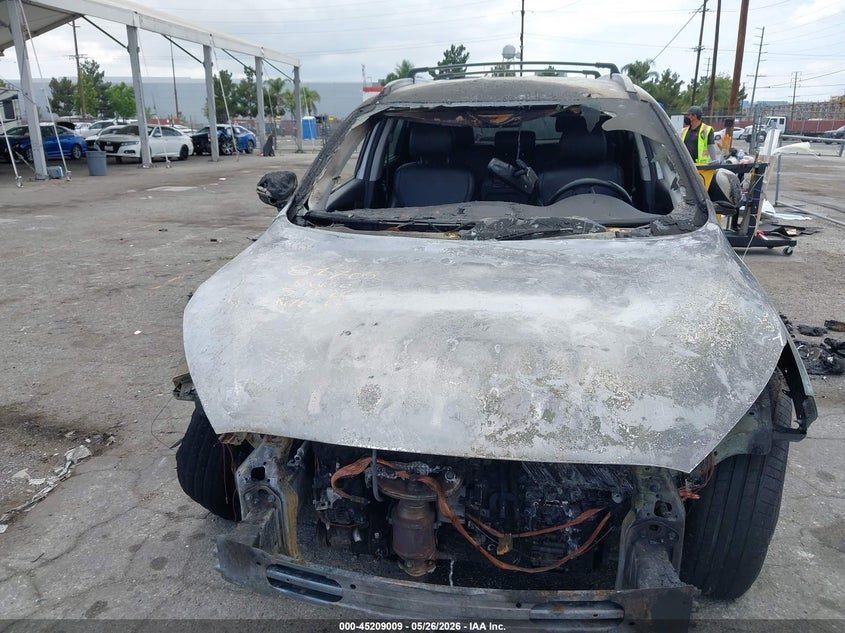 2018 Kia Sorento VIN 5XYPHDA50JG417588 IAAI salvage auction — ENGINE BURN, Non-Repairable (California), sold $125 on 2026-07-28 (photo 6)