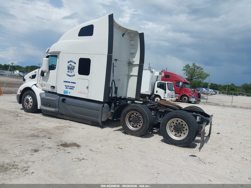 2020 Peterbilt 579 VIN 1XPBDP9X3LD689114 IAAI salvage auction — UNKNOWN, Clear (Florida), sold $4,250 on 2026-07-22 (photo 3)