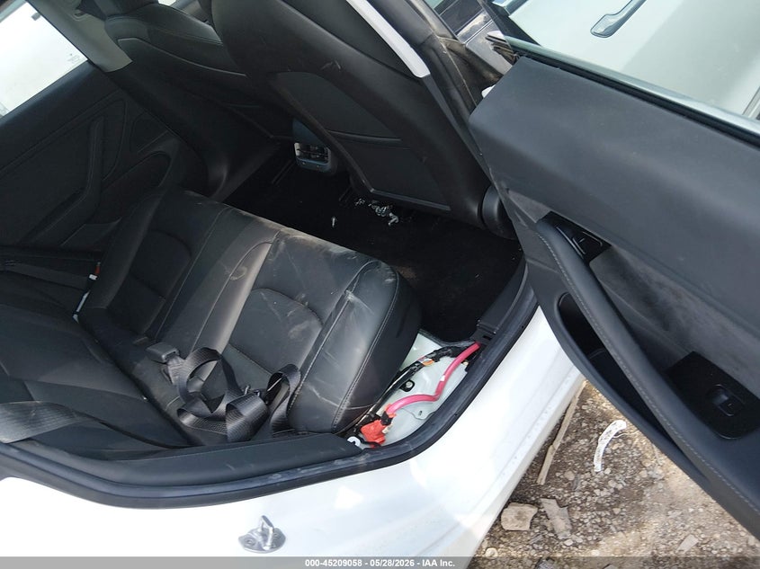 2019 Tesla Model 3 VIN 5YJ3E1EB7KF451350 IAAI salvage auction — UNKNOWN, Salvage Title, sold $5,500 on 2026-07-30 (photo 8)