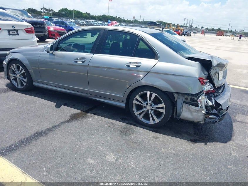 2013 Mercedes-benz VIN WDDGF4HBXDA828178 IAAI salvage auction — LEFT SIDE, Salvage Title, sold $375 on 2026-07-09 (photo 3)