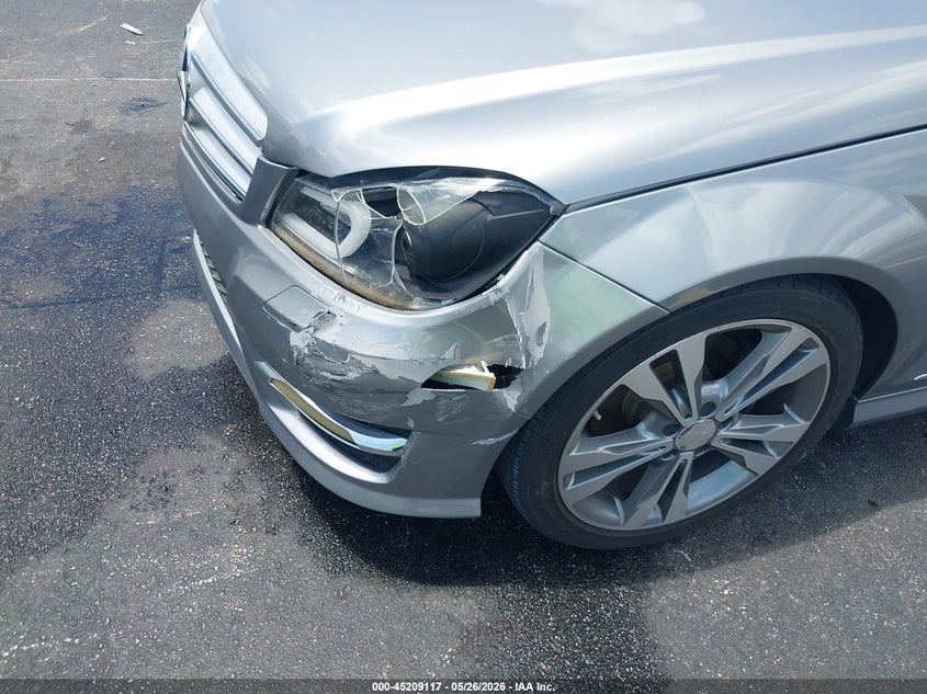 2013 Mercedes-benz VIN WDDGF4HBXDA828178 IAAI salvage auction — LEFT SIDE, Salvage Title, sold $375 on 2026-07-09 (photo 6)