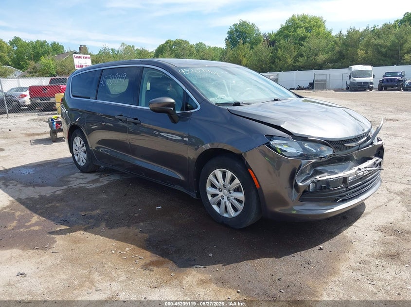 2019 Chrysler Pacifica VIN 2C4RC1AG4KR702881 IAAI salvage auction — FRONT END, Salvage Title, sold $1,600 on 2026-07-23 (photo 1)