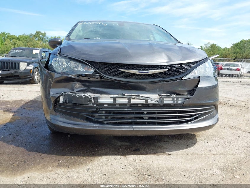 2019 Chrysler Pacifica VIN 2C4RC1AG4KR702881 IAAI salvage auction — FRONT END, Salvage Title, sold $1,600 on 2026-07-23 (photo 6)