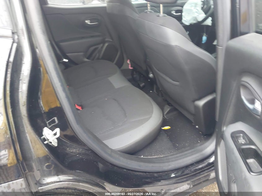 2020 Jeep Renegade VIN ZACNJBBB6LPL93138 IAAI salvage auction — FRONT END, Salvage Title, sold $1,650 on 2026-08-12 (photo 8)