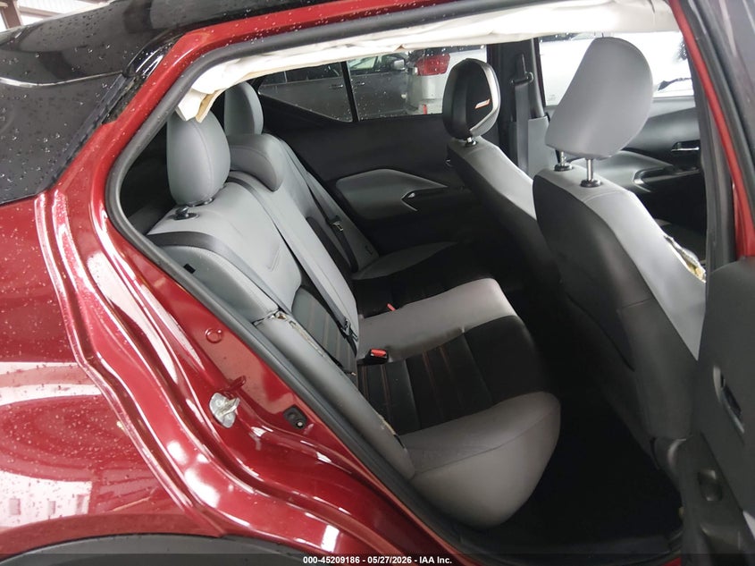 2023 Nissan Kicks VIN 3N1CP5DV4PL525106 IAAI salvage auction — RIGHT SIDE, Salvage Title, sold $2,550 on 2026-07-29 (photo 8)