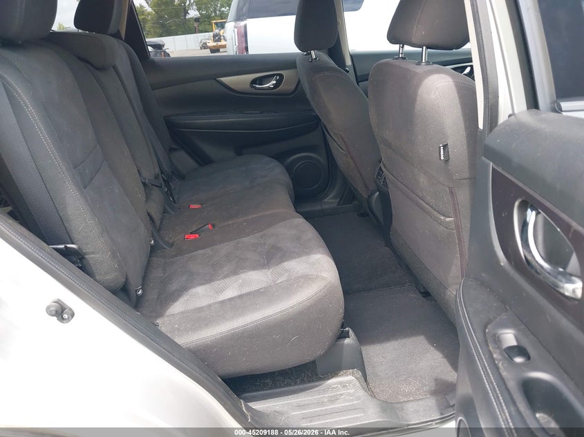 2016 Nissan Rogue VIN KNMAT2MT0GP652274 IAAI salvage auction — REAR END, Salvage (Tennessee), sold $2,300 on 2026-07-14 (photo 8)