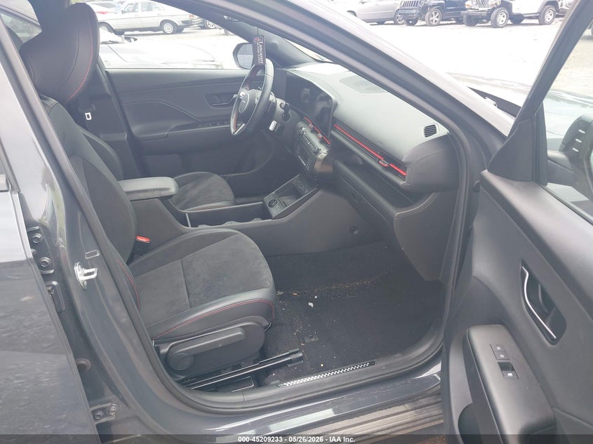 2024 Hyundai Kona VIN KM8HACA33RU165455 IAAI salvage auction — REAR END, Salvage Title, sold $9,400 on 2026-08-19 (photo 5)
