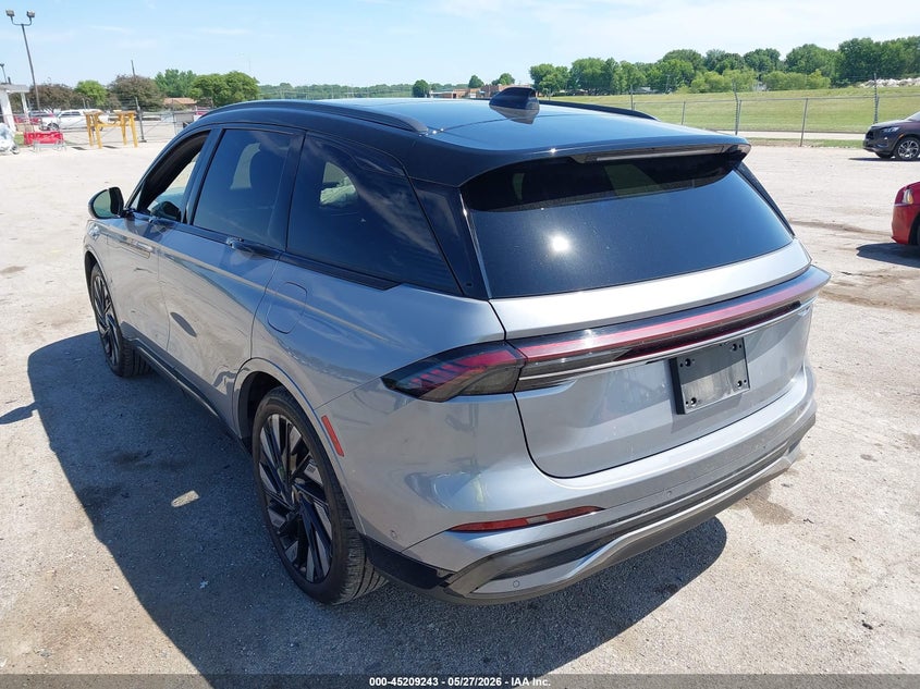 2024 Lincoln Nautilus VIN 5LMPJ8KA0RJ785345 IAAI salvage auction — FRONT END, Salvage (Illinois), sold $11,100 on 2026-07-29 (photo 3)