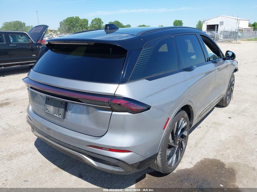 2024 Lincoln Nautilus VIN 5LMPJ8KA0RJ785345 IAAI salvage auction — FRONT END, Salvage Title, sold $11,000 on 2026-07-25 (photo 4)