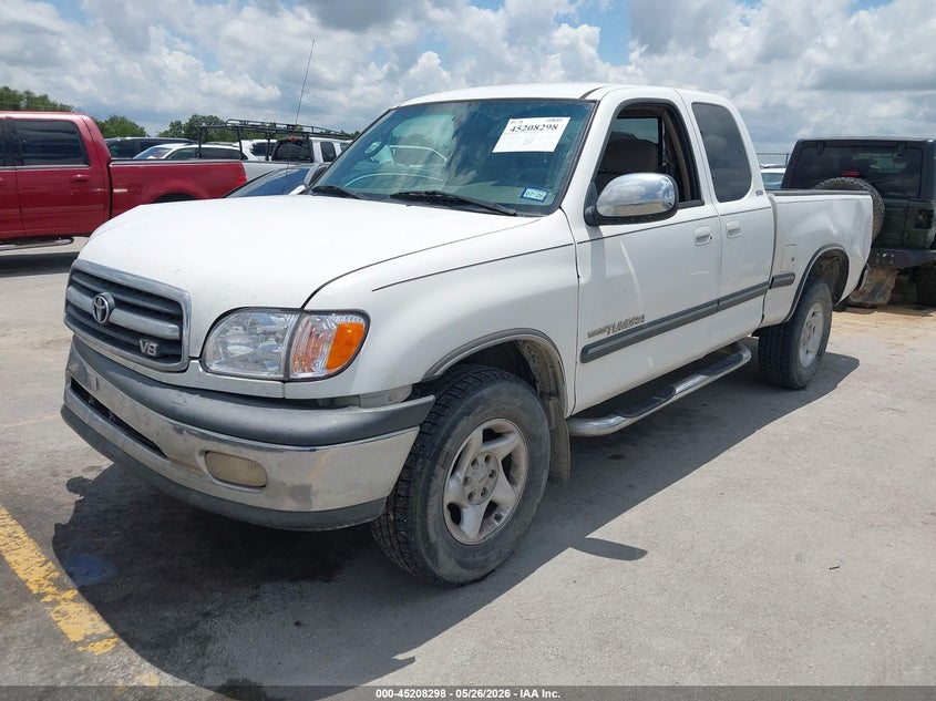 2002 Toyota Tundra VIN 5TBRT34122S236712 IAAI salvage auction — RIGHT FRONT, Original (Texas), sold $2,200 on 2026-07-09 (photo 2)