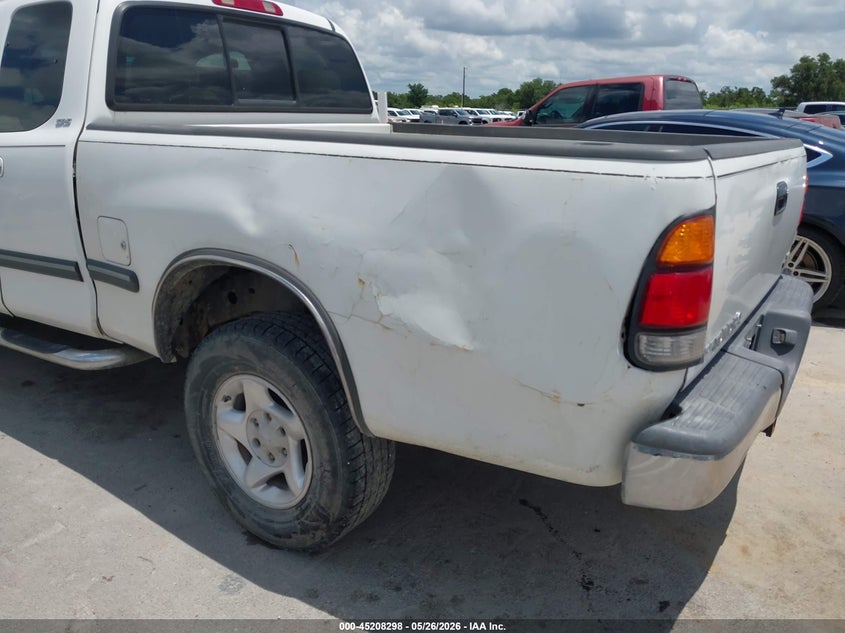 2002 Toyota Tundra VIN 5TBRT34122S236712 IAAI salvage auction — RIGHT FRONT, Original (Texas), sold $2,200 on 2026-07-09 (photo 6)