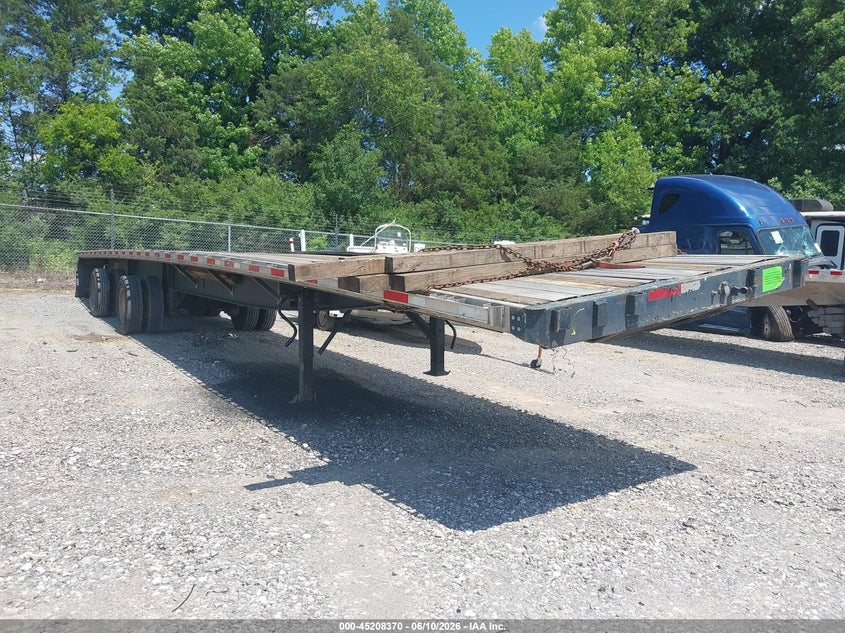 2013 Great dane Flatbed VIN 1GRDM0627DH716664 IAAI salvage auction — FRAME DAMAGE, Clear (Tennessee), sold $3,150 on 2026-07-08 (photo 1)