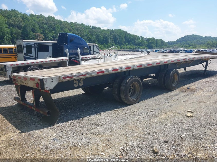 2013 Great dane Flatbed VIN 1GRDM0627DH716664 IAAI salvage auction — FRAME DAMAGE, Clear (Tennessee), sold $3,150 on 2026-07-08 (photo 4)