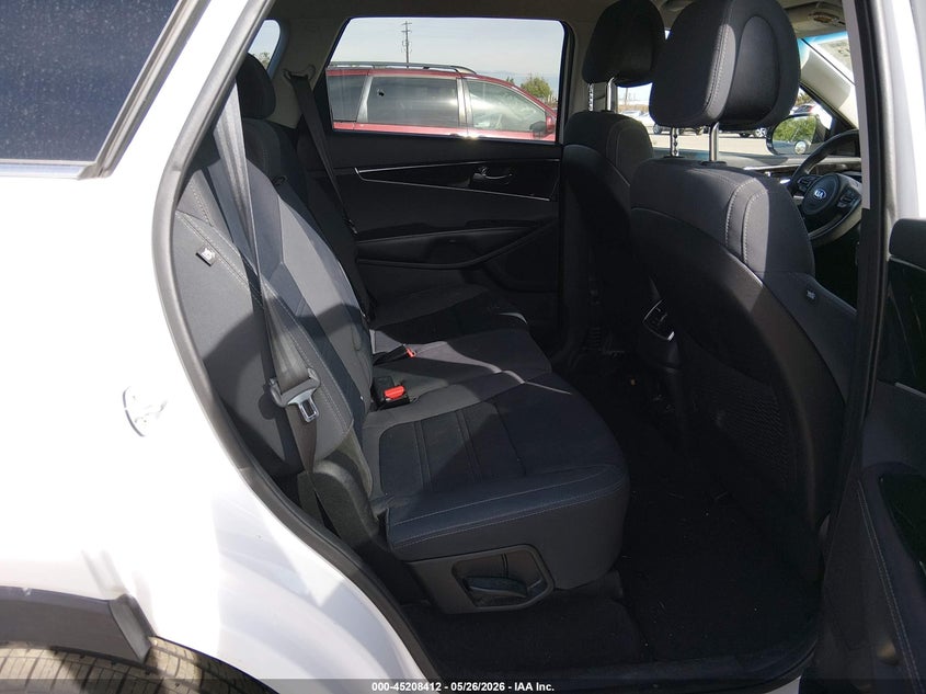 2016 Kia Sorento VIN 5XYPGDA58GG178013 IAAI salvage auction — NORMAL WEAR, Clear (Colorado), sold $2,125 on 2026-07-14 (photo 8)