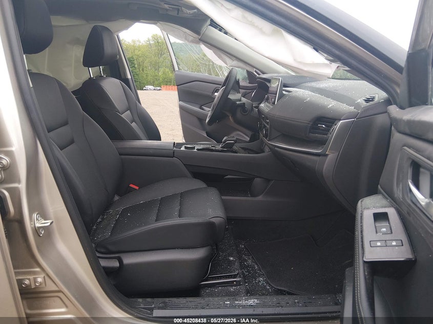 2026 Nissan Rogue VIN JN8BT3BB7TW370951 IAAI salvage auction — RIGHT REAR, Salvage Title, sold $2,550 on 2026-07-23 (photo 5)