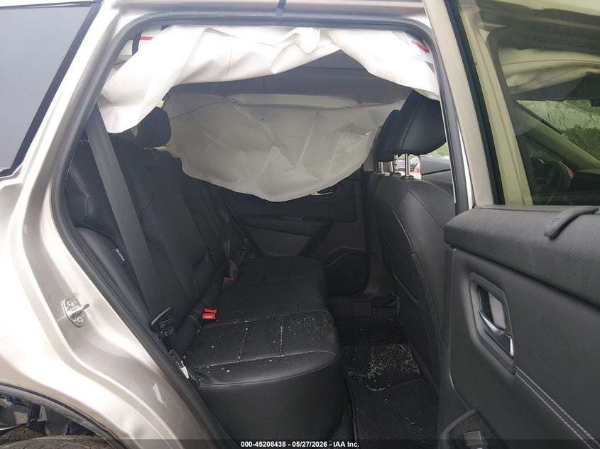 2026 Nissan Rogue VIN JN8BT3BB7TW370951 IAAI salvage auction — RIGHT REAR, Salvage Title, sold $2,550 on 2026-07-23 (photo 8)