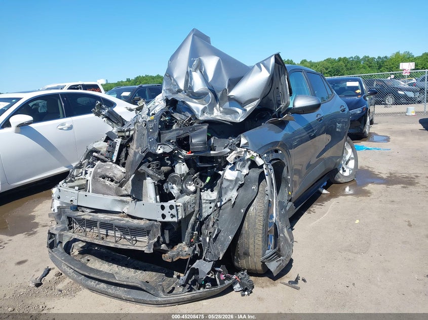 2024 Chevrolet Trax VIN KL77LFE20RC230245 IAAI salvage auction — FRONT & REAR, Salvage Title, sold $550 on 2026-07-07 (photo 2)