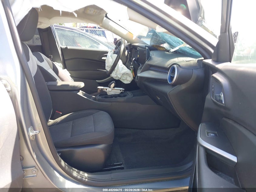 2024 Chevrolet Trax VIN KL77LFE20RC230245 IAAI salvage auction — FRONT & REAR, Salvage Title, sold $550 on 2026-07-07 (photo 5)