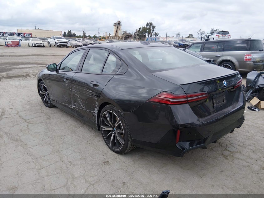 2024 BMW 5er VIN WBA43FJ00RCR13862 IAAI salvage auction — LEFT SIDE, Salvage (California), sold $32,100 on 2026-07-08 (photo 3)