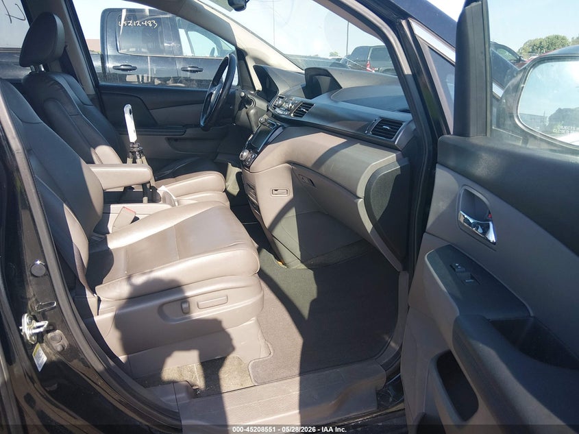 2015 Honda Odyssey VIN 5FNRL5H67FB039179 IAAI salvage auction — RIGHT SIDE, Salvage Title, sold $2,950 on 2026-07-29 (photo 5)