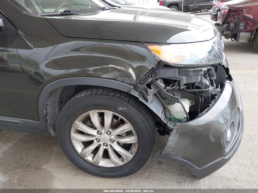 2011 Kia Sorento VIN 5XYKT4A20BG142790 IAAI salvage auction — RIGHT FRONT, Salvage (California), sold $1,750 on 2026-07-09 (photo 6)