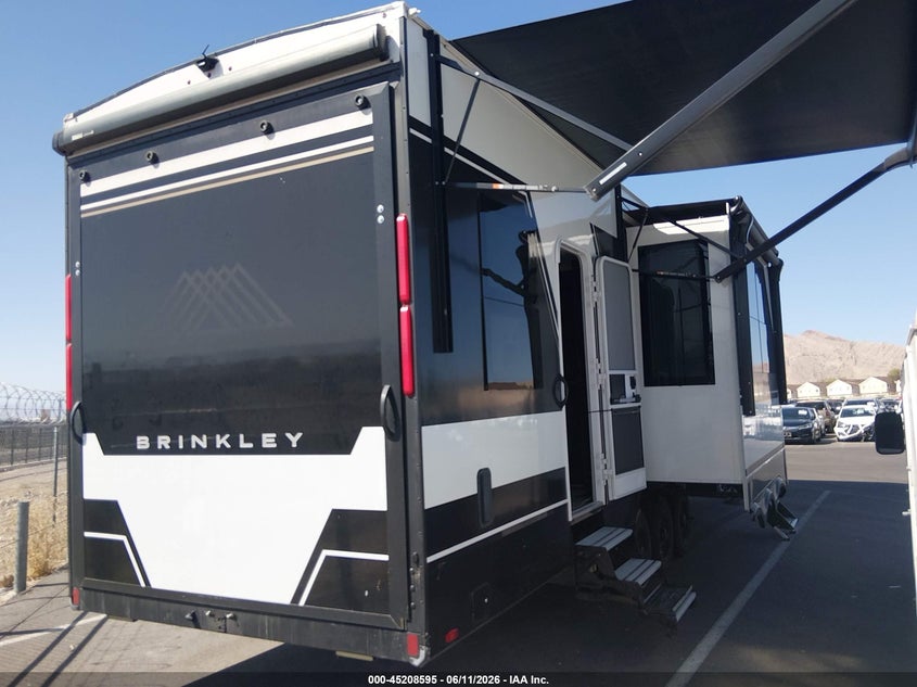 2024 Brinkley rv Other VIN 7T0FG4231R1000034 IAAI salvage auction — UNKNOWN, Salvage (Nevada), sold $54,000 on 2026-07-15 (photo 4)