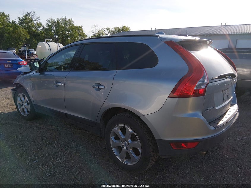 2010 Volvo Xc60 VIN YV4982DL0A2109884 IAAI salvage auction — FRONT END, Clear (Indiana), sold $400 on 2026-07-08 (photo 3)