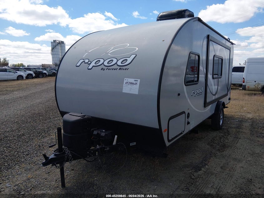 2020 Forest river R pod VIN 4X4TRPV19LB023227 IAAI salvage auction — ROOF, Salvage (Oregon), sold $5,700 on 2026-07-10 (photo 2)