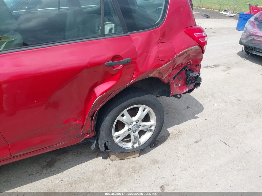 2010 Toyota Rav 4 VIN JTMBF4DV0AD029058 IAAI salvage auction — REAR END, Salvage (Missouri), sold $1,450 on 2026-07-29 (photo 6)