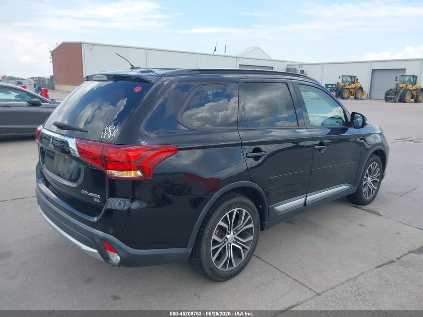 2016 Mitsubishi Outlander VIN JA4AD3A34GZ045851 IAAI salvage auction — HAIL, Original (Texas), sold $3,000 on 2026-07-22 (photo 4)