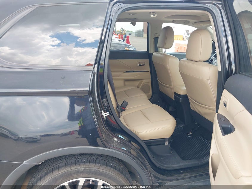 2016 Mitsubishi Outlander VIN JA4AD3A34GZ045851 IAAI salvage auction — HAIL, Original (Texas), sold $3,000 on 2026-07-22 (photo 8)