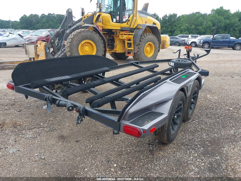 2026 Skeeter Custom trailer VIN 7FUBB2427TK251316 IAAI salvage auction — FRONT & REAR, Original (Texas), sold $1,025 on 2026-07-23 (photo 4)