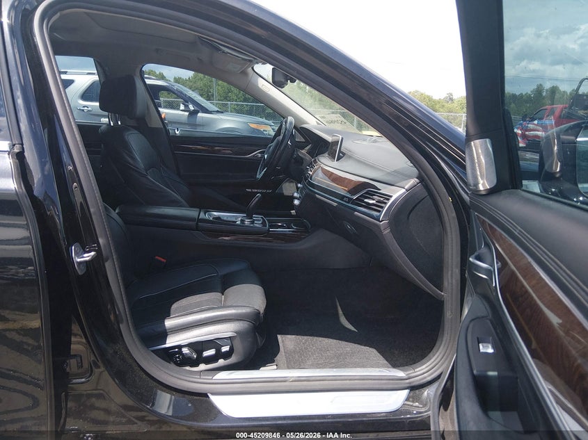 2016 BMW 7er VIN WBA7F2C50GG416788 IAAI salvage auction — FRONT END, Salvage (North Carolina), sold $5,900 on 2026-07-22 (photo 5)