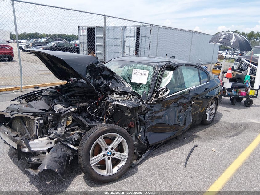 2015 BMW 3er VIN WBA3B5G52FNS14938 IAAI salvage auction — FRONT END, Salvage Title, sold $350 on 2026-07-08 (photo 6)