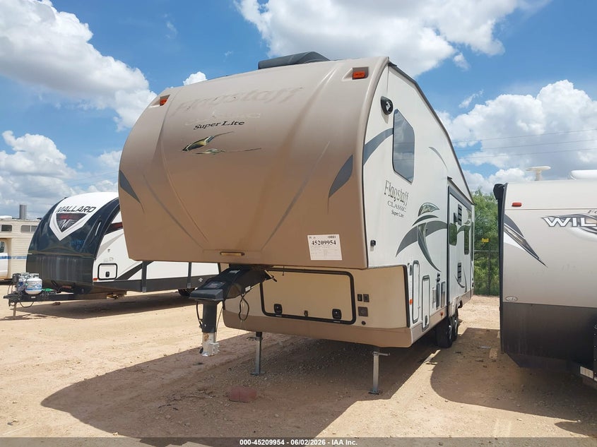 2015 Forest river Flagstaff VIN 4X4FFLD24F1866593 IAAI salvage auction — HAIL, Original (Texas), sold $4,250 on 2026-07-09 (photo 2)