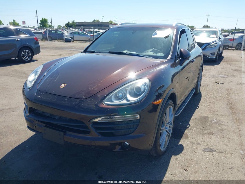 2014 Porsche Cayenne VIN WP1AB2A25ELA56319 IAAI salvage auction — REAR END, Salvage (California), sold $225 on 2026-07-29 (photo 2)