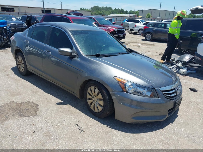 2012 Honda Accord VIN 1HGCP2F38CA176350 IAAI salvage auction — LEFT FRONT, Salvage Title, sold $850 on 2026-07-29 (photo 1)