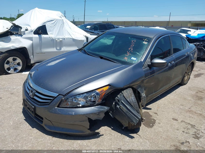 2012 Honda Accord VIN 1HGCP2F38CA176350 IAAI salvage auction — LEFT FRONT, Salvage Title, sold $850 on 2026-07-29 (photo 2)