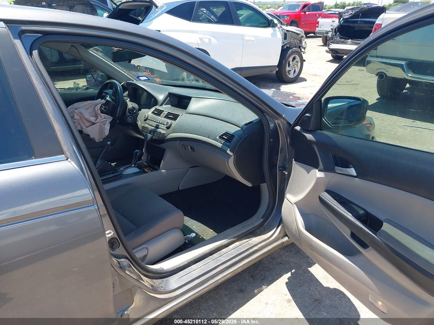2012 Honda Accord VIN 1HGCP2F38CA176350 IAAI salvage auction — LEFT FRONT, Salvage Title, sold $850 on 2026-07-29 (photo 5)