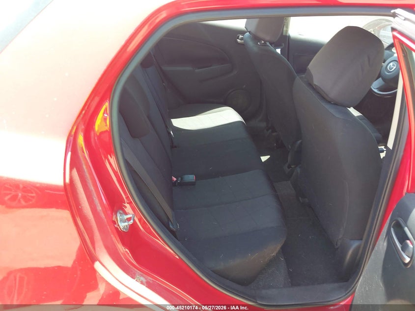 2012 Mazda 2 VIN JM1DE1KY5C0138052 IAAI salvage auction — HAIL, Salvage (Iowa), sold $1,300 on 2026-07-13 (photo 8)