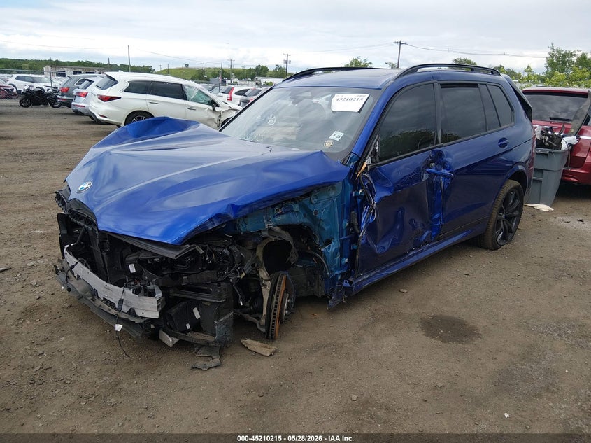 2024 BMW X7 VIN 5UX33EM00R9T36170 IAAI salvage auction — RIGHT FRONT, Salvage Title, sold $14,500 on 2026-07-29 (photo 2)