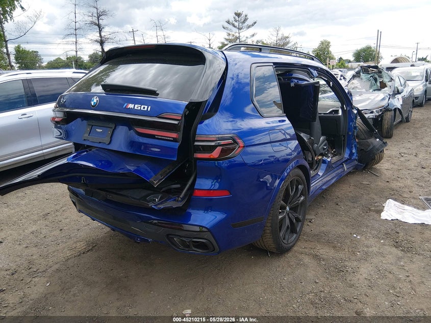 2024 BMW X7 VIN 5UX33EM00R9T36170 IAAI salvage auction — RIGHT FRONT, Salvage Title, sold $14,500 on 2026-07-29 (photo 4)