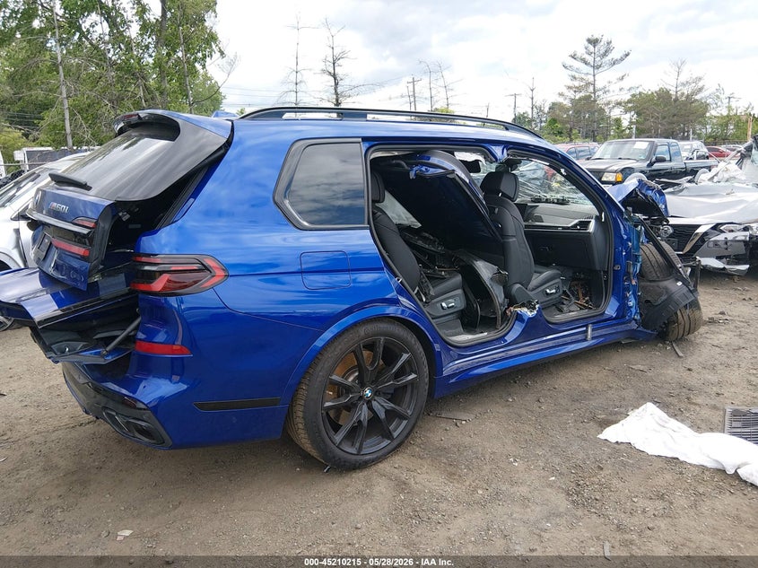 2024 BMW X7 VIN 5UX33EM00R9T36170 IAAI salvage auction — RIGHT FRONT, Salvage Title, sold $14,500 on 2026-07-29 (photo 5)