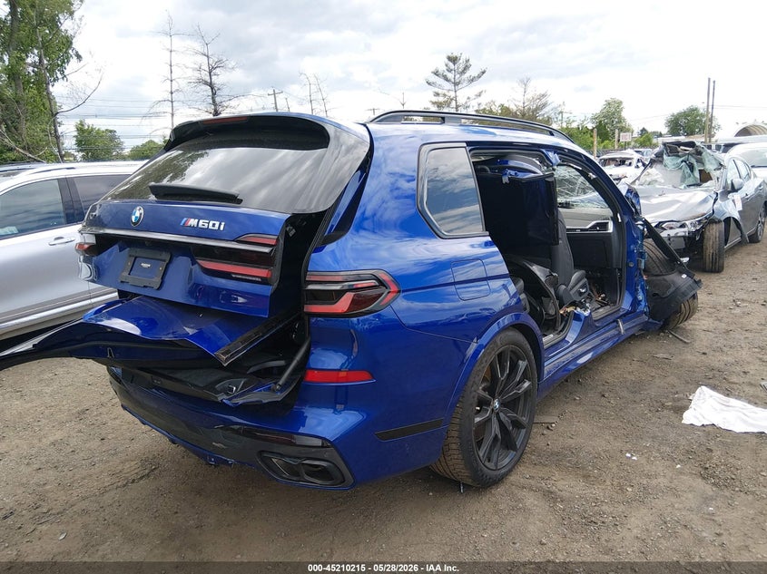 2024 BMW X7 VIN 5UX33EM00R9T36170 IAAI salvage auction — RIGHT FRONT, Salvage Title, sold $14,500 on 2026-07-29 (photo 8)