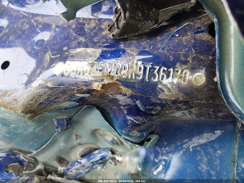 2024 BMW X7 VIN 5UX33EM00R9T36170 IAAI salvage auction — RIGHT FRONT, Salvage Title, sold $14,500 on 2026-07-29 (photo 9)