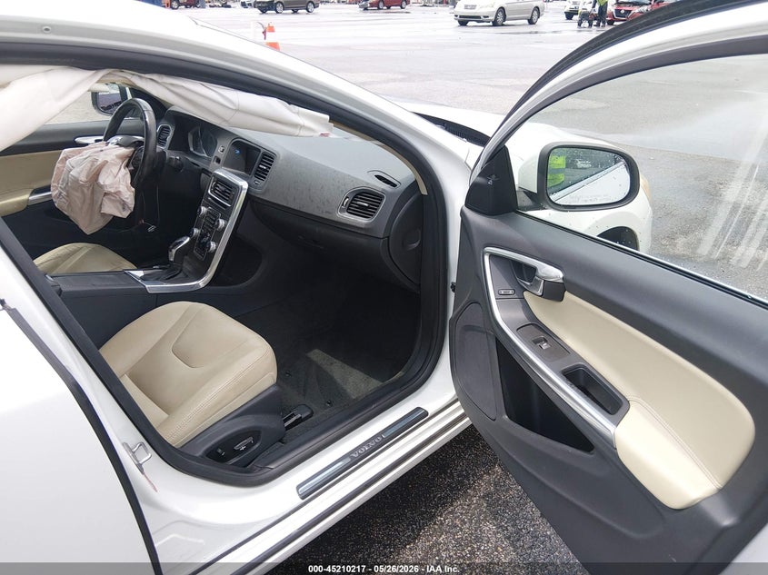 2016 Volvo S60 VIN YV126MFK5G2408865 IAAI salvage auction — LEFT SIDE, Salvage (South Carolina), sold $1,200 on 2026-07-15 (photo 5)