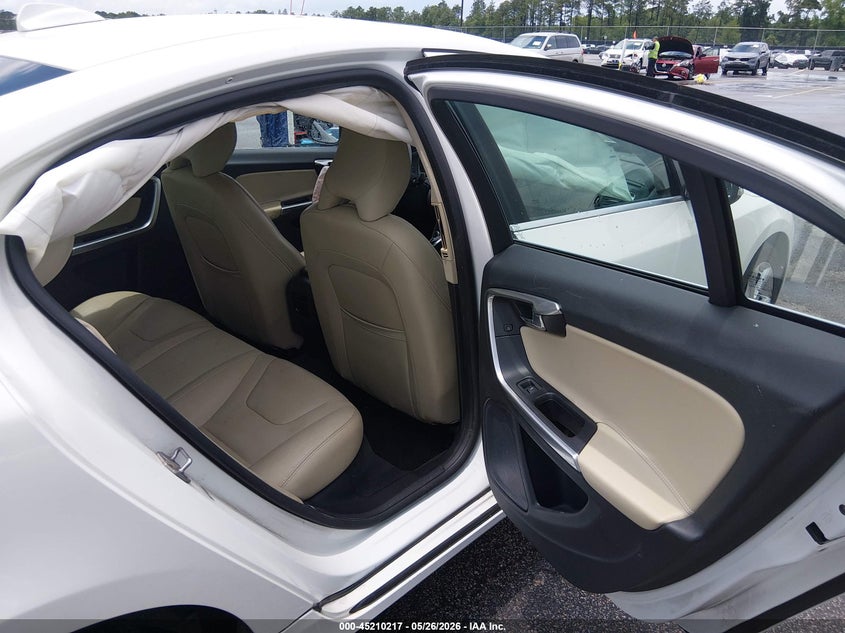 2016 Volvo S60 VIN YV126MFK5G2408865 IAAI salvage auction — LEFT SIDE, Salvage (South Carolina), sold $1,200 on 2026-07-15 (photo 8)