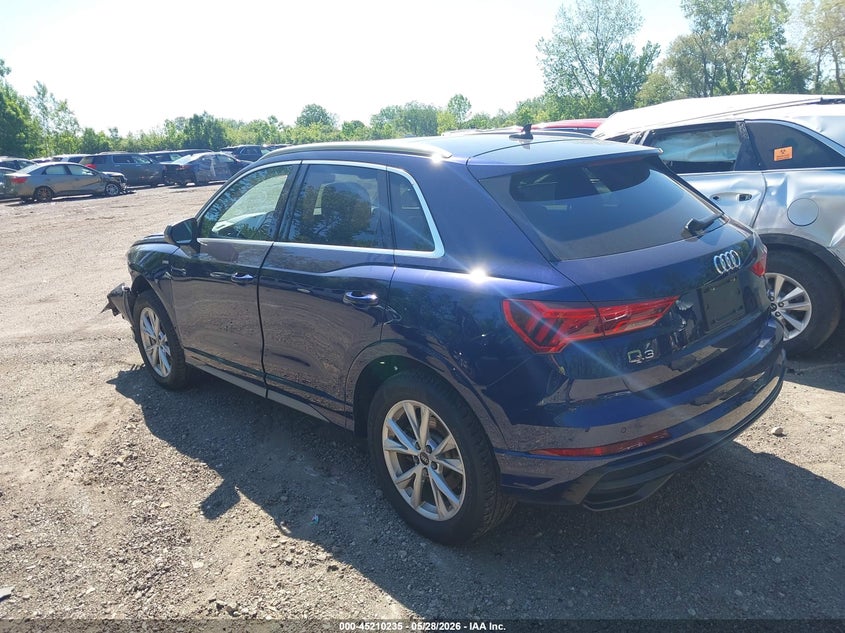 2022 Audi Q3 VIN WA1EECF3XN1027244 IAAI salvage auction — LEFT FRONT, Salvage Title, sold $7,000 on 2026-07-11 (photo 3)