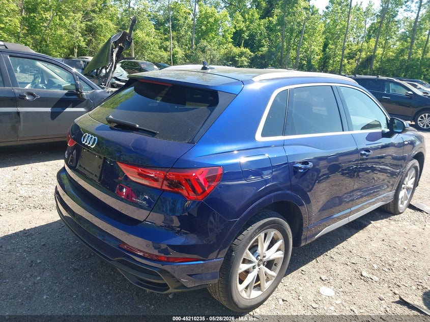 2022 Audi Q3 VIN WA1EECF3XN1027244 IAAI salvage auction — LEFT FRONT, Salvage Title, sold $7,000 on 2026-07-11 (photo 4)